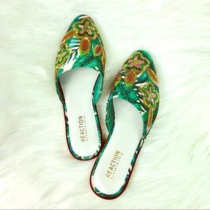 Kenneth Cole slip on mule